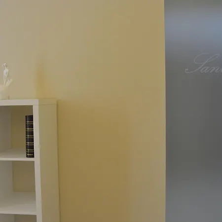 בית נופש Dimora Santa Sofia A מרטאנו